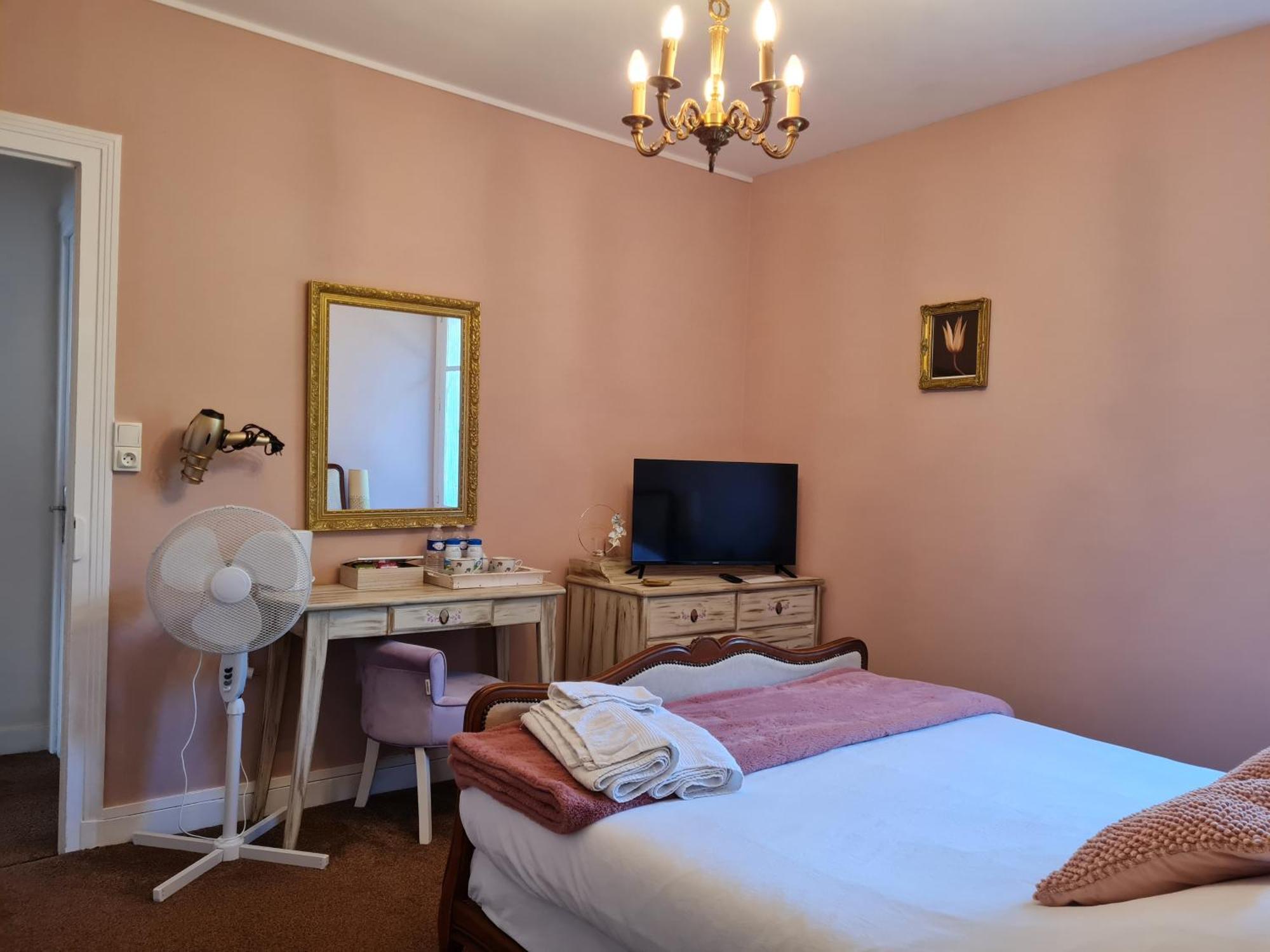Fleur De Lys Bed & Breakfast Ansac-sur-Vienne Exterior photo
